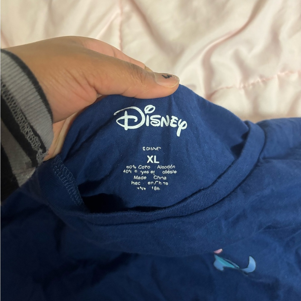 teens and women stitch t shirt with embroidery
on sleeve